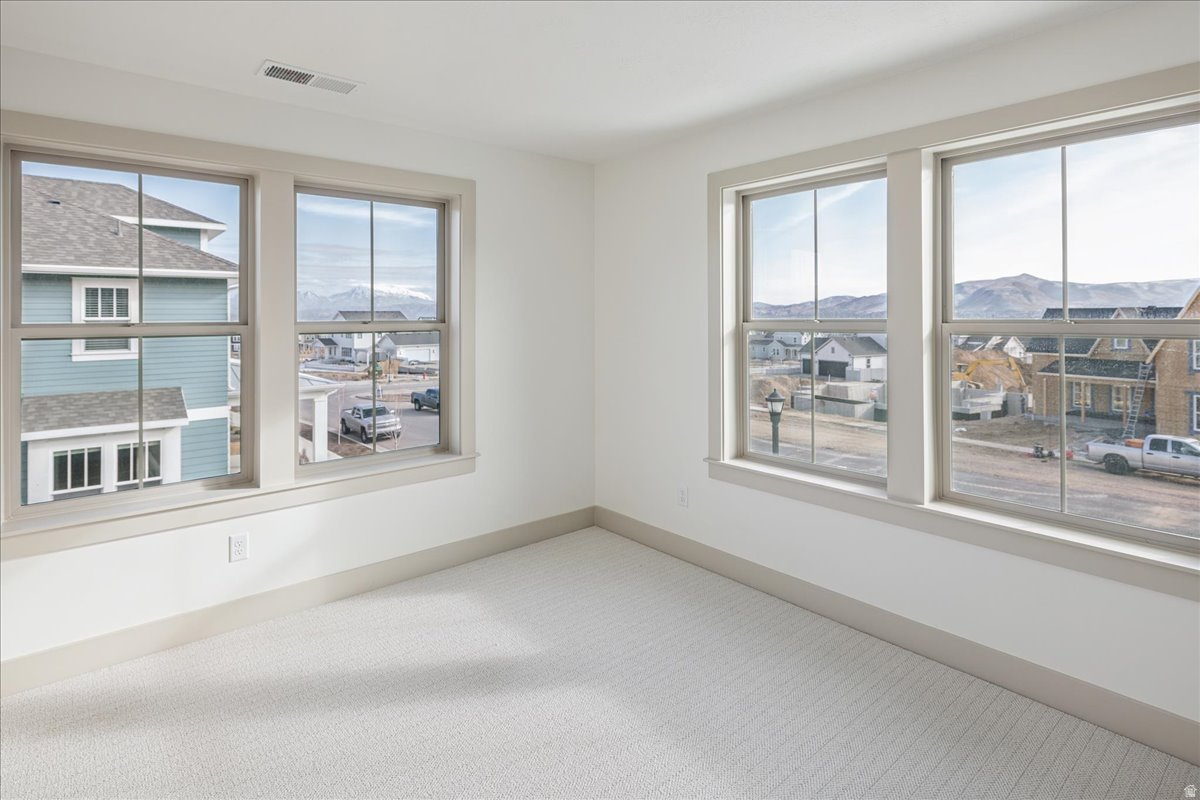 DAYBREAK - Residential