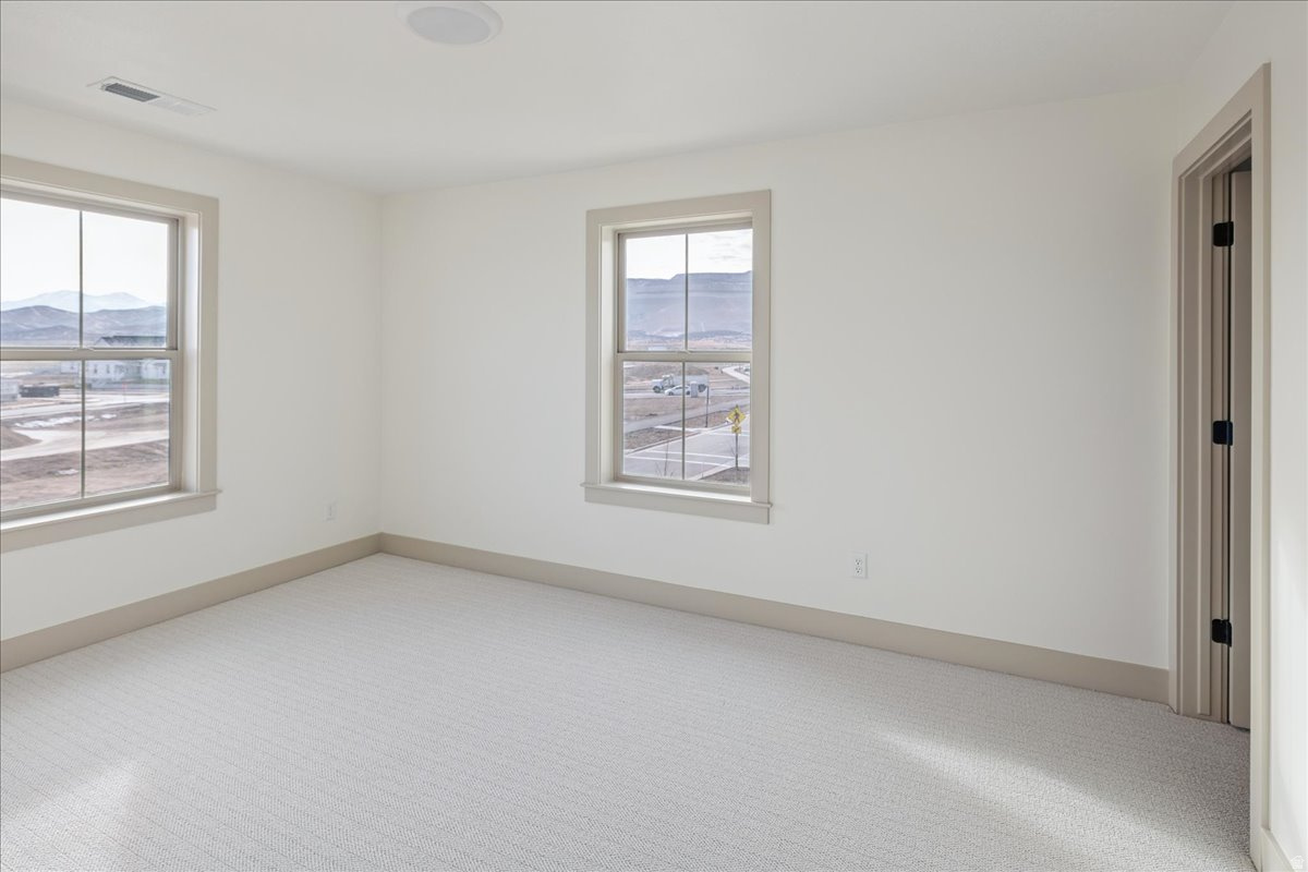 DAYBREAK - Residential