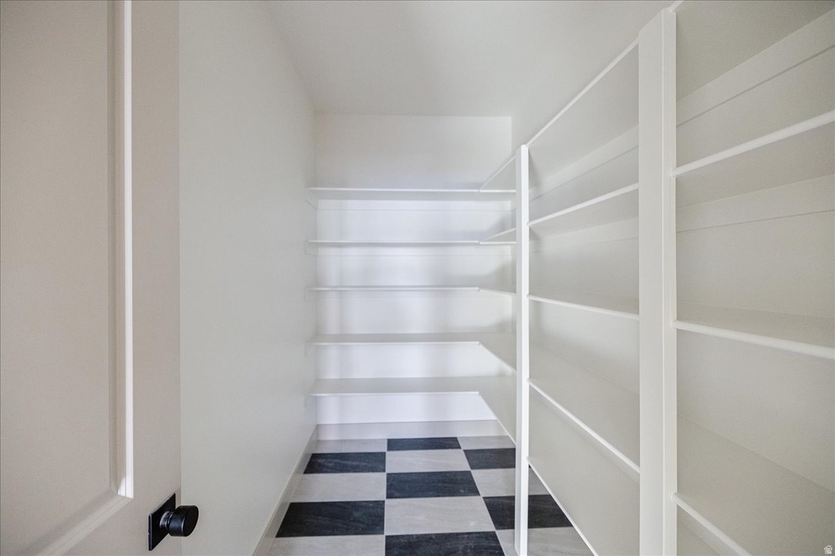 DAYBREAK - Residential