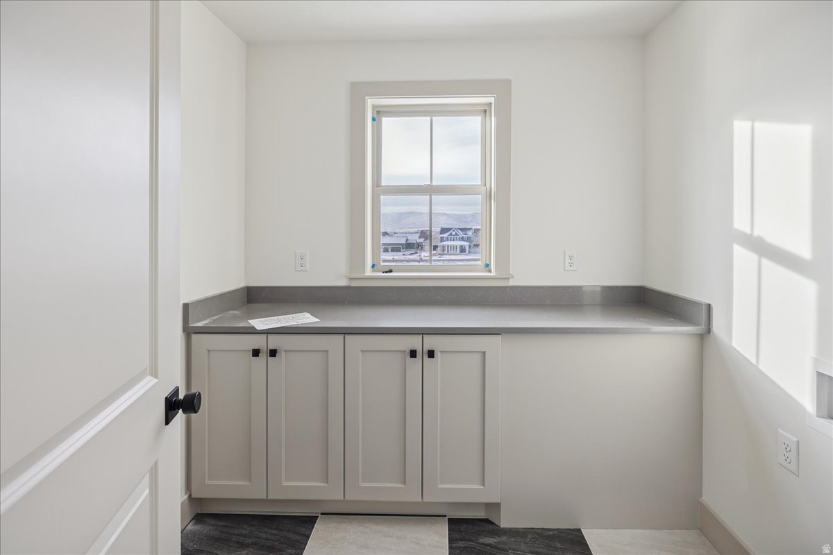 DAYBREAK - Residential