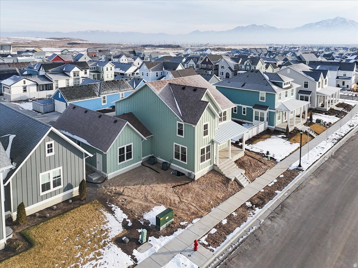 DAYBREAK - Residential