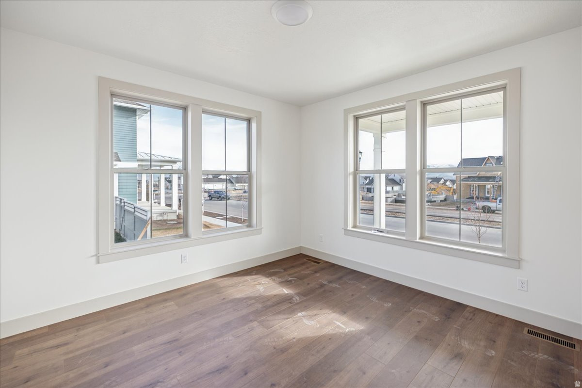 DAYBREAK - Residential