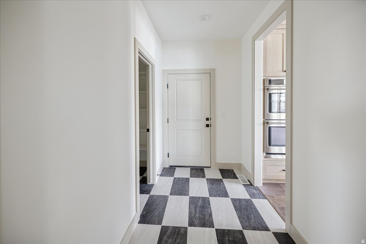 DAYBREAK - Residential