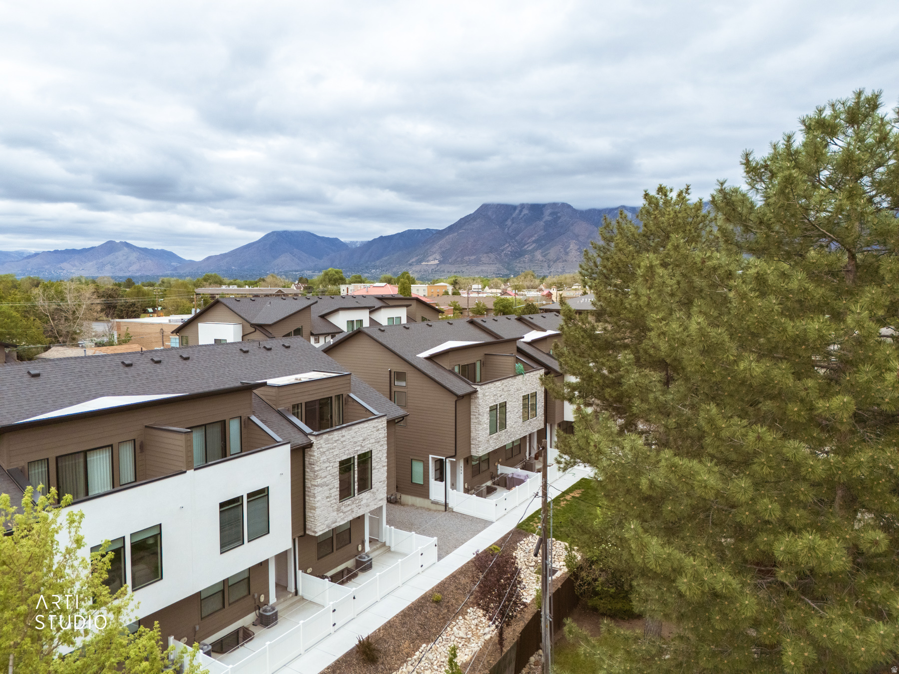 PALAIS 550 - Residential