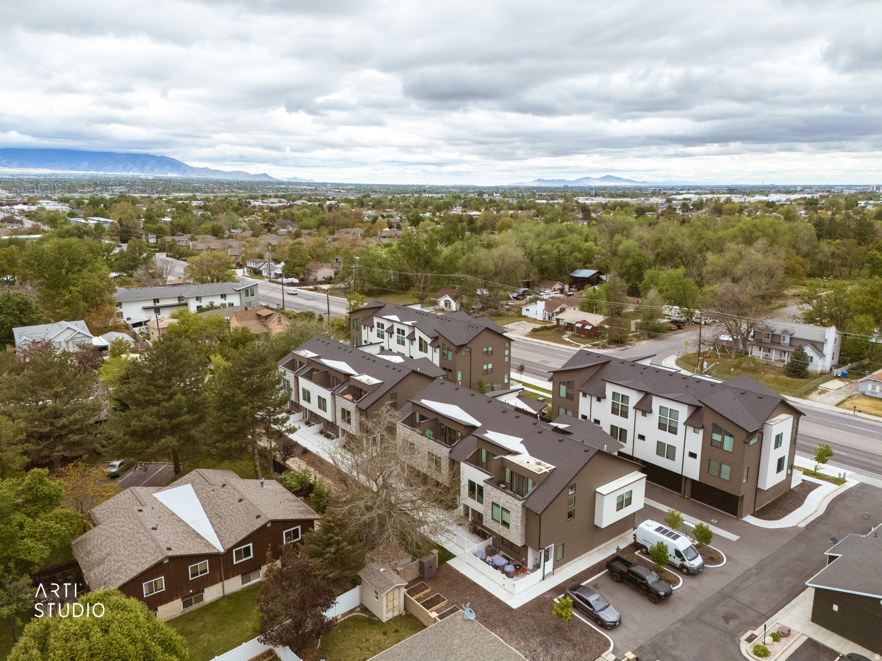 PALAIS 550 - Residential