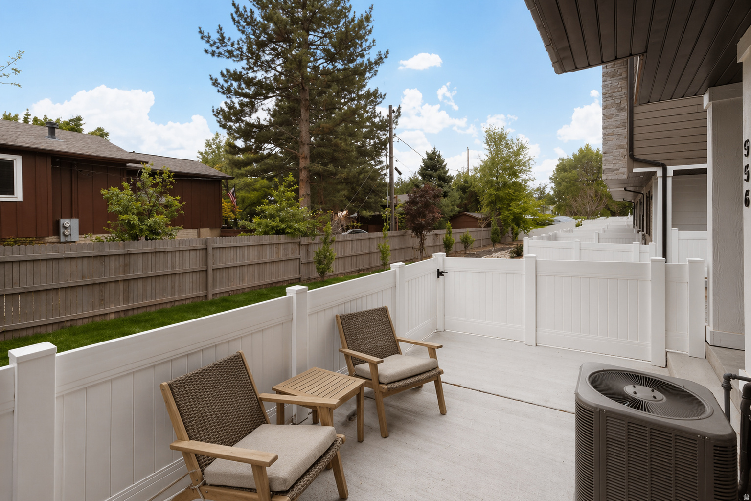 PALAIS 550 - Residential