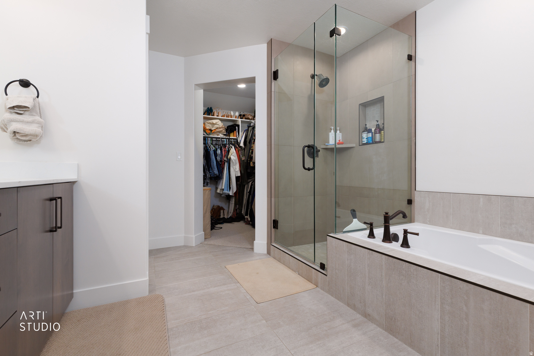 PALAIS 550 - Residential