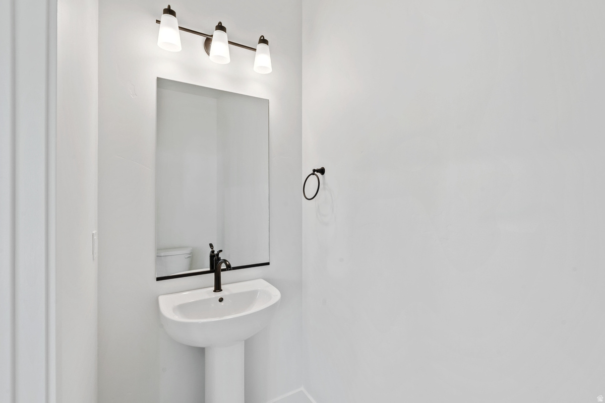 TRAILSIDE - Residential