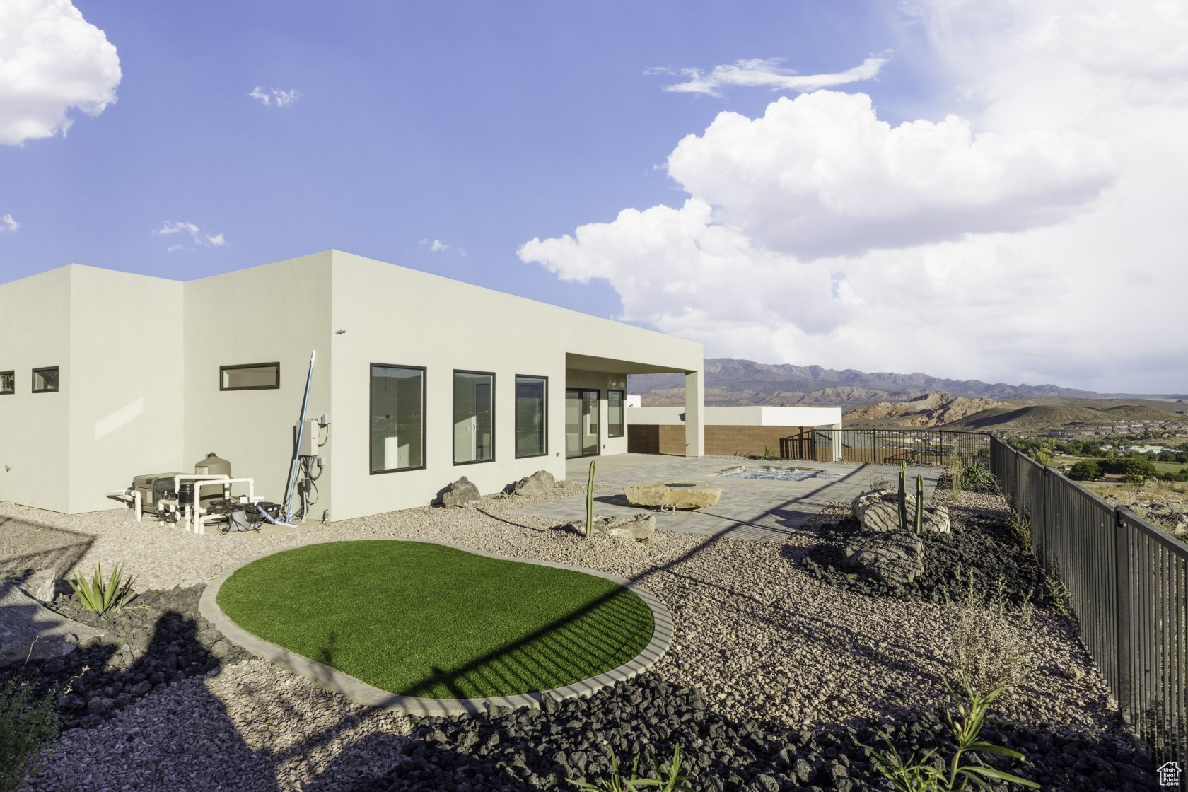 691 S 1800, Hurricane, Utah image 33