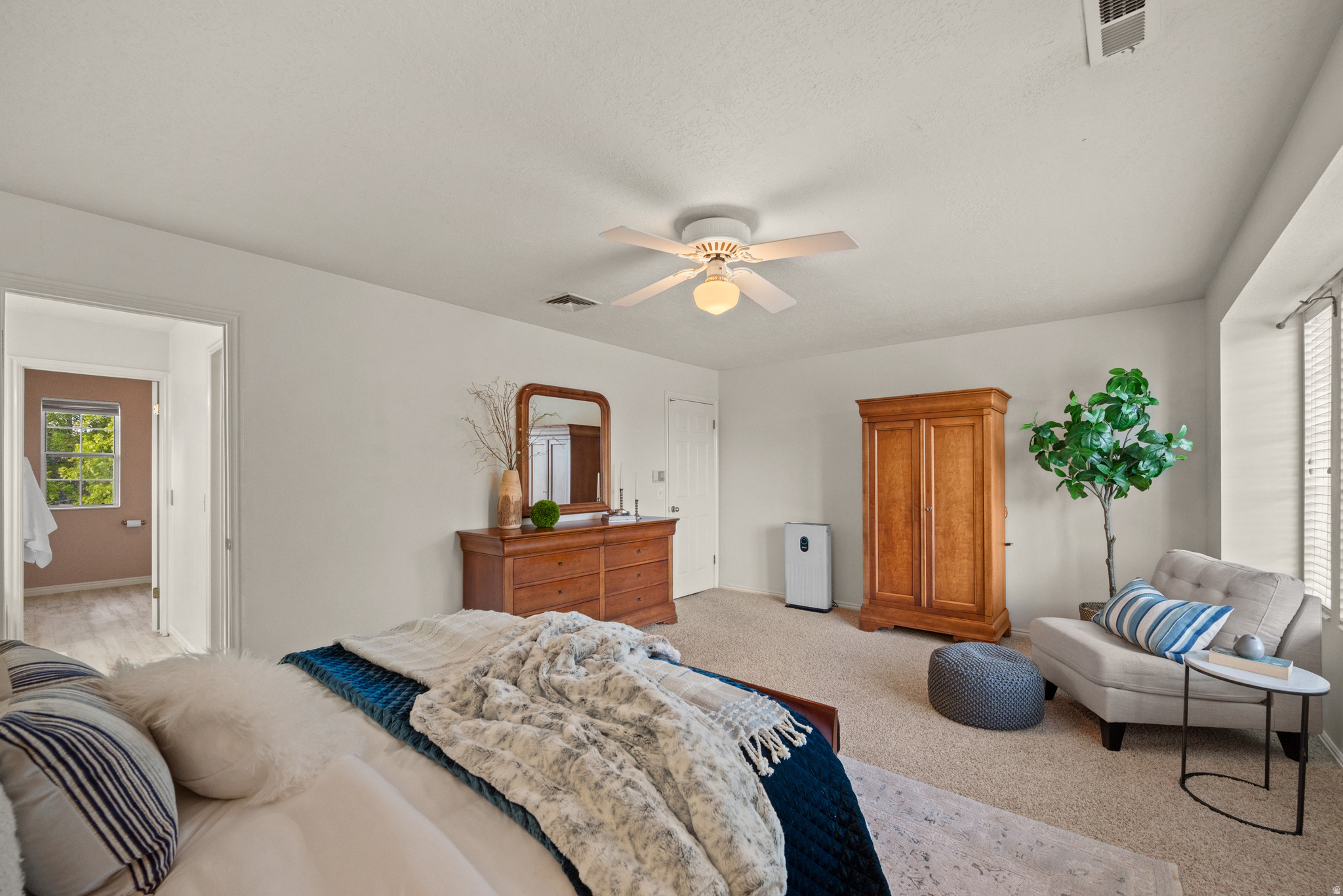SUMMER CREST - Residential