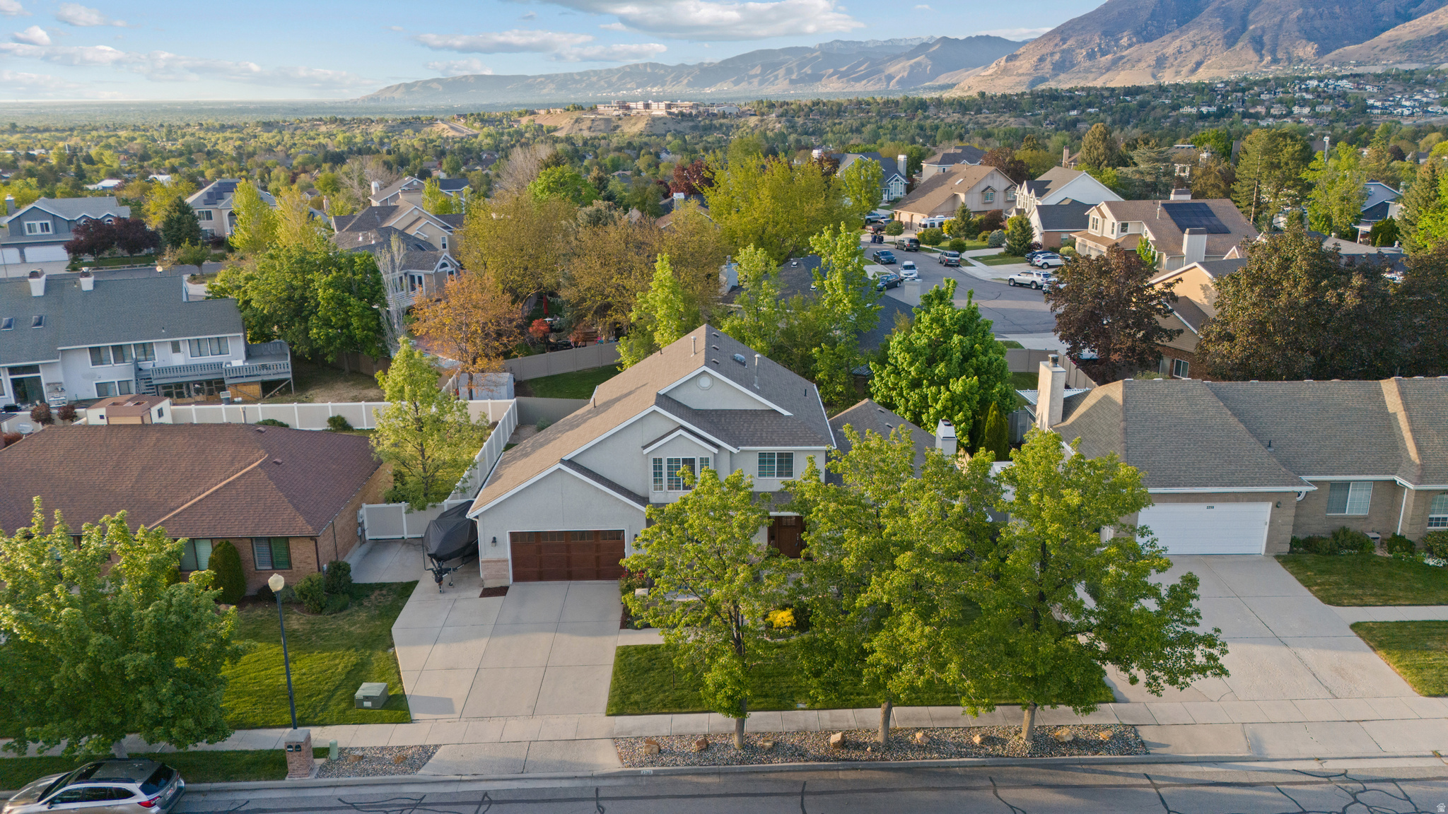 SUMMER CREST - Residential