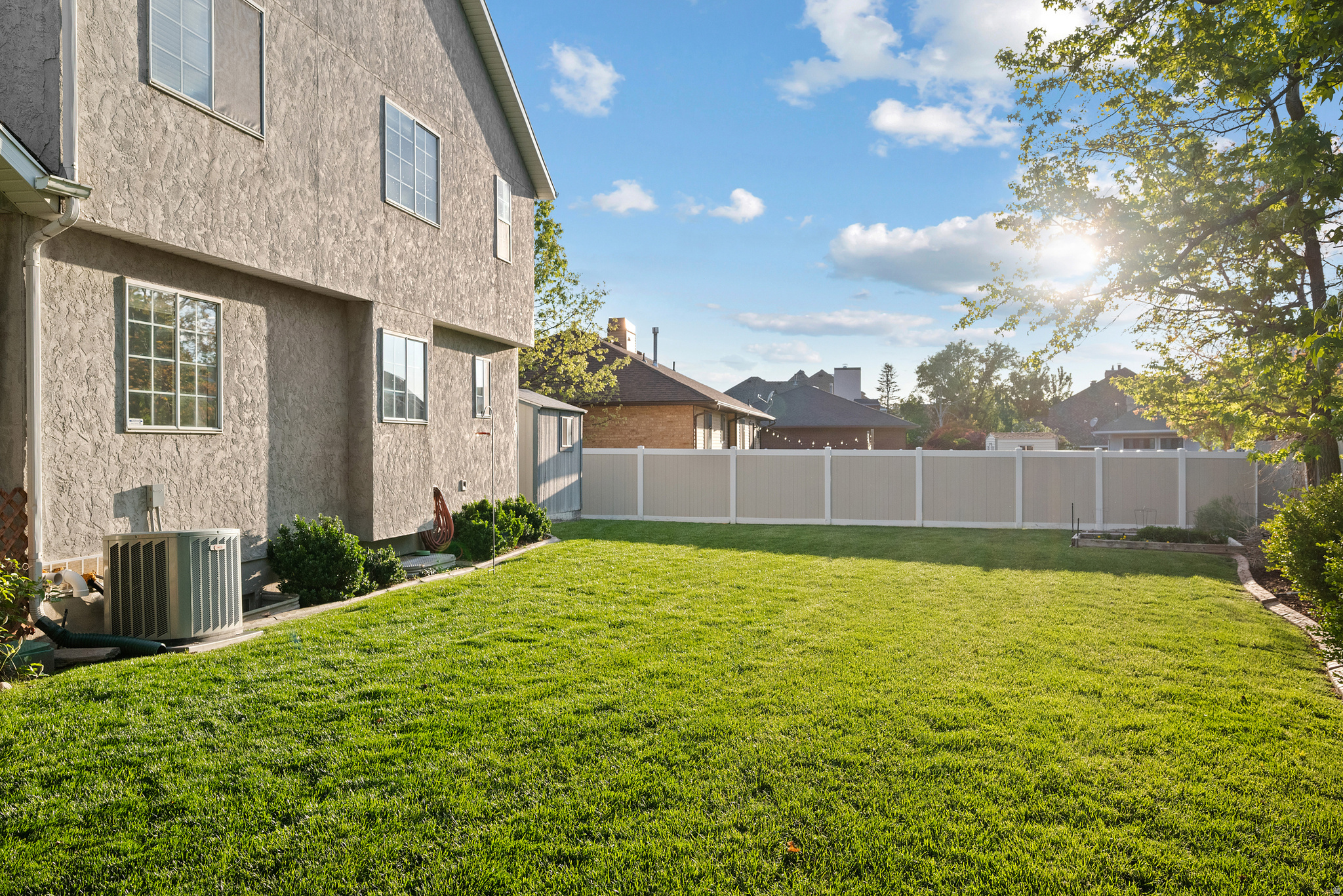SUMMER CREST - Residential