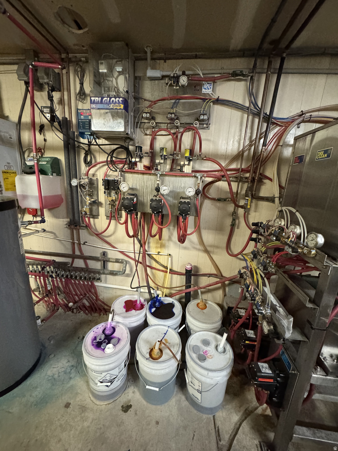 OQUIRRH SHADOWS - Commercial Sale