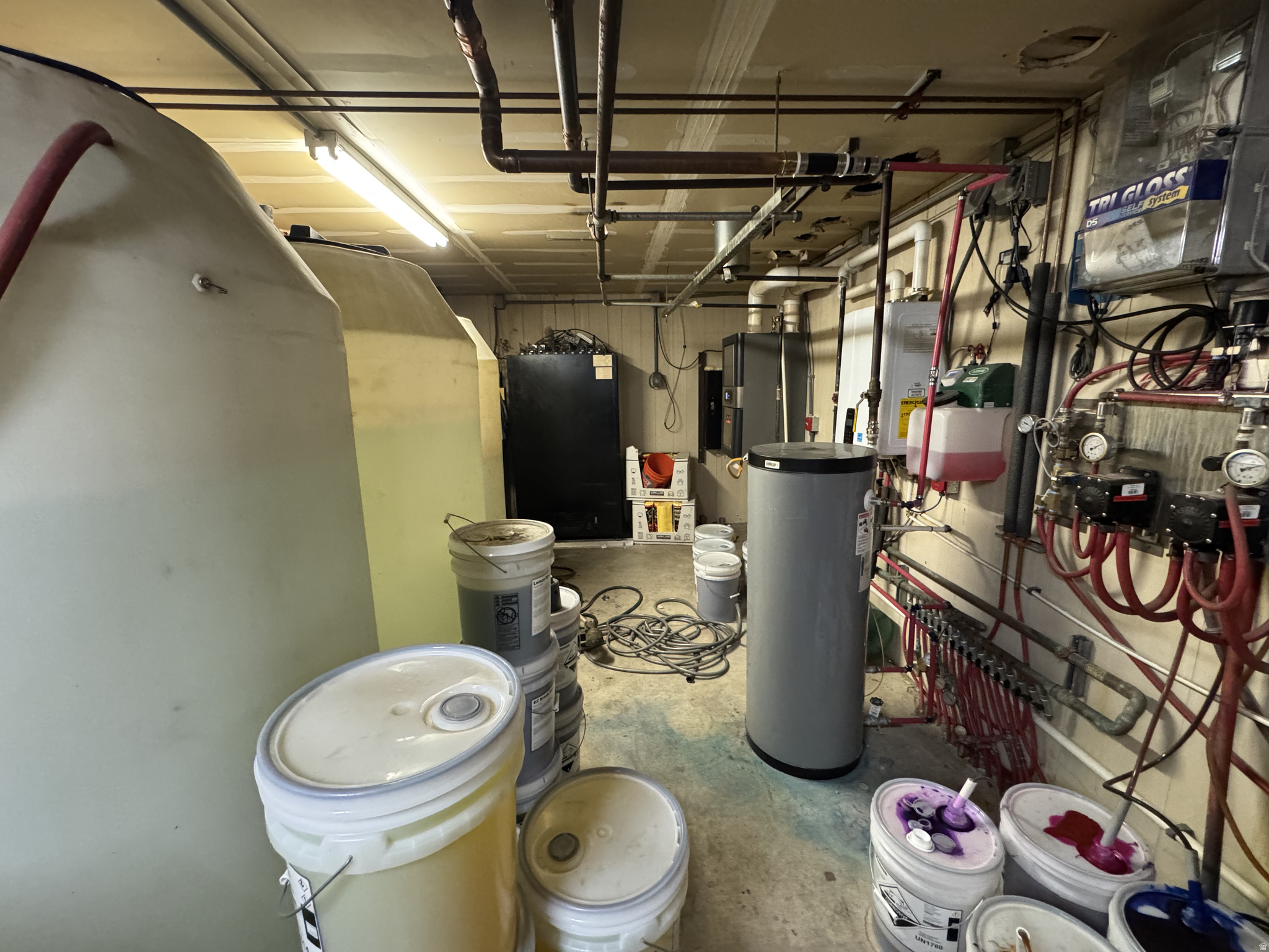 OQUIRRH SHADOWS - Commercial Sale