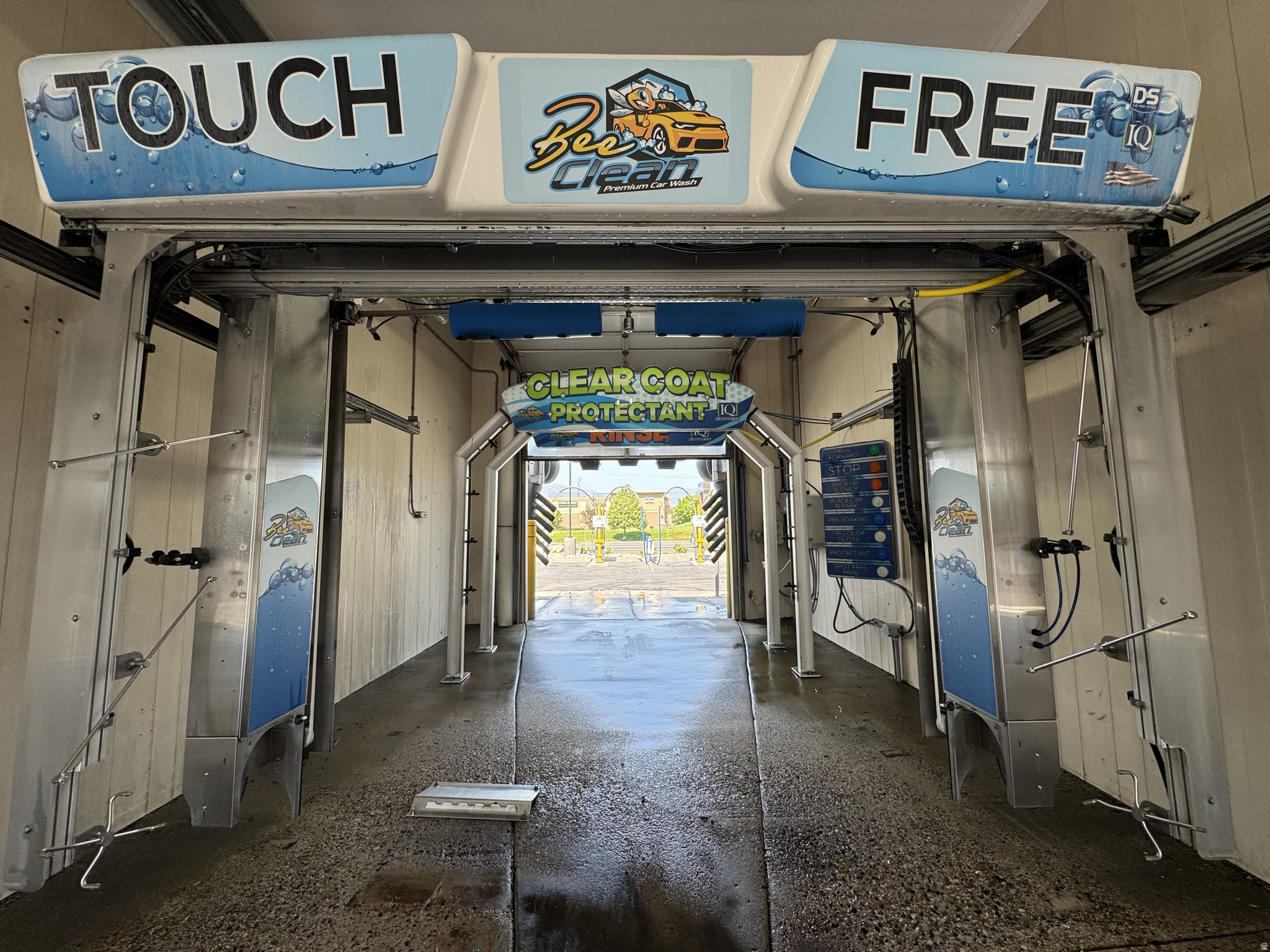 OQUIRRH SHADOWS - Commercial Sale