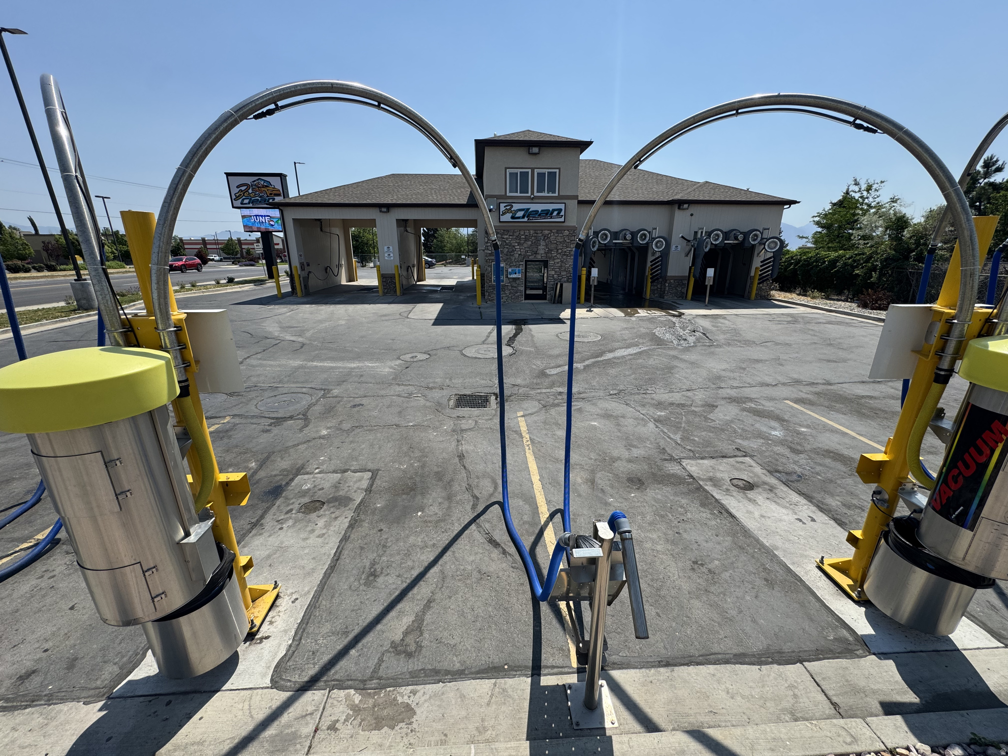 OQUIRRH SHADOWS - Commercial Sale