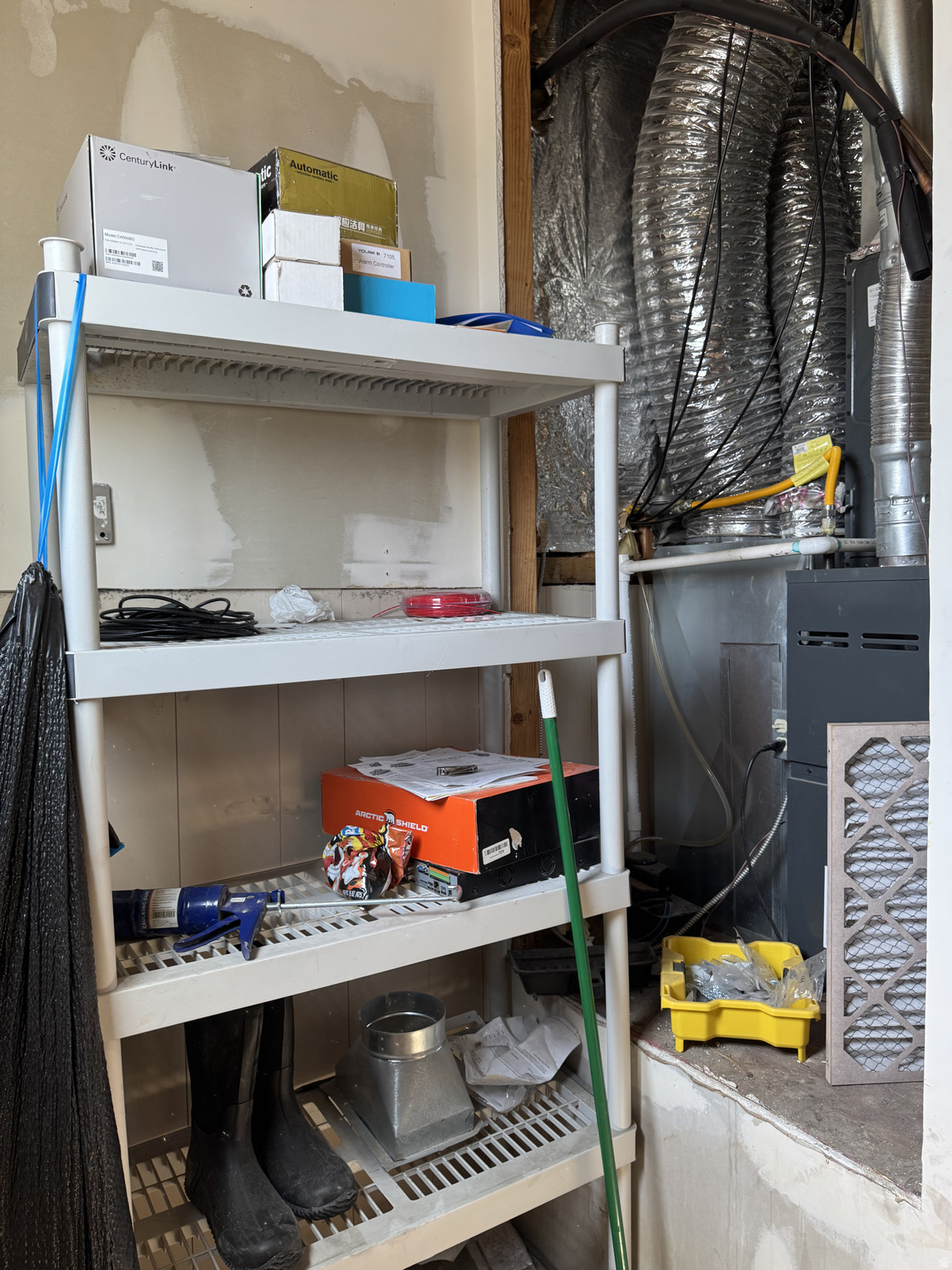 OQUIRRH SHADOWS - Commercial Sale