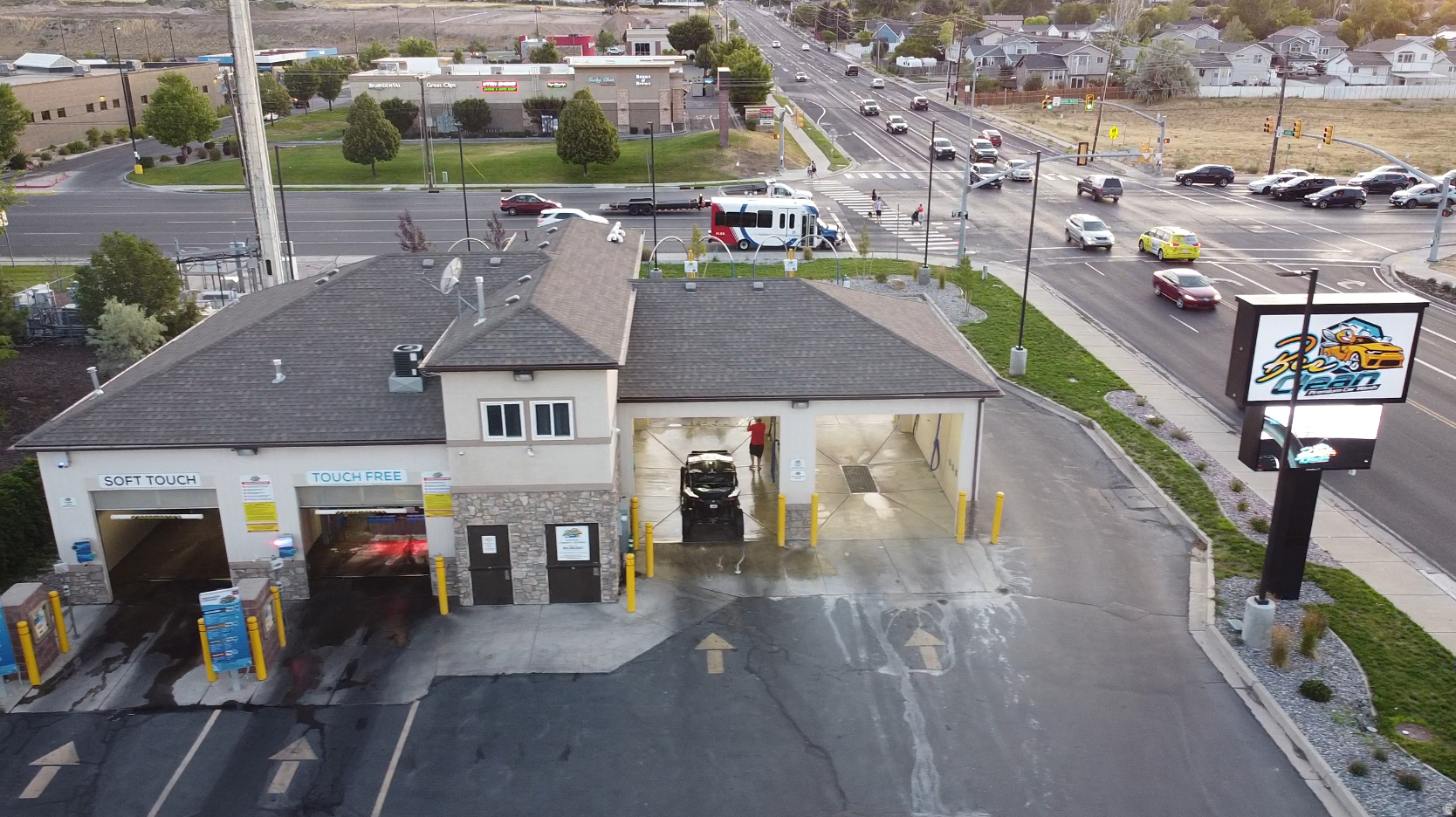 OQUIRRH SHADOWS - Commercial Sale