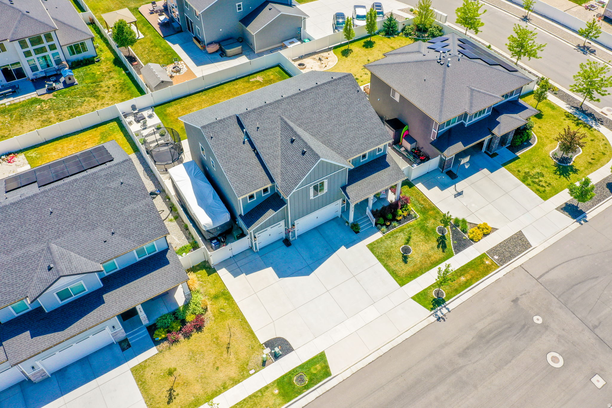 SHAMROCK VILLAGE - Residential