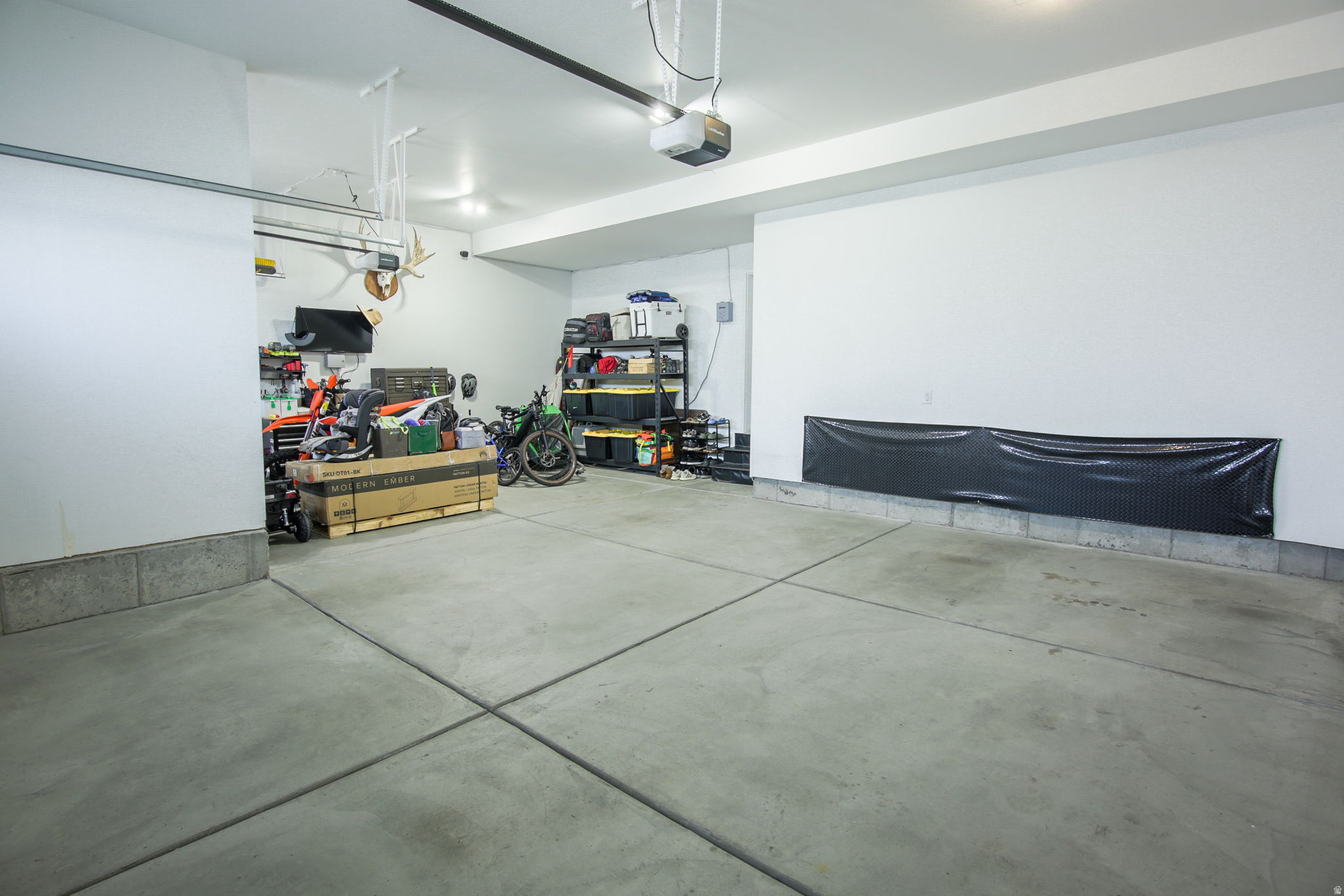 SHAMROCK VILLAGE - Residential