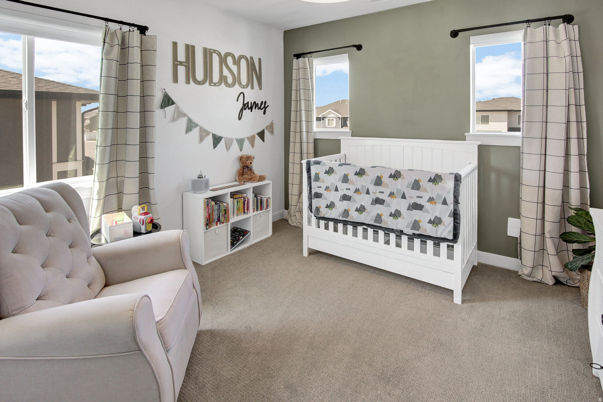 SHAMROCK VILLAGE - Residential