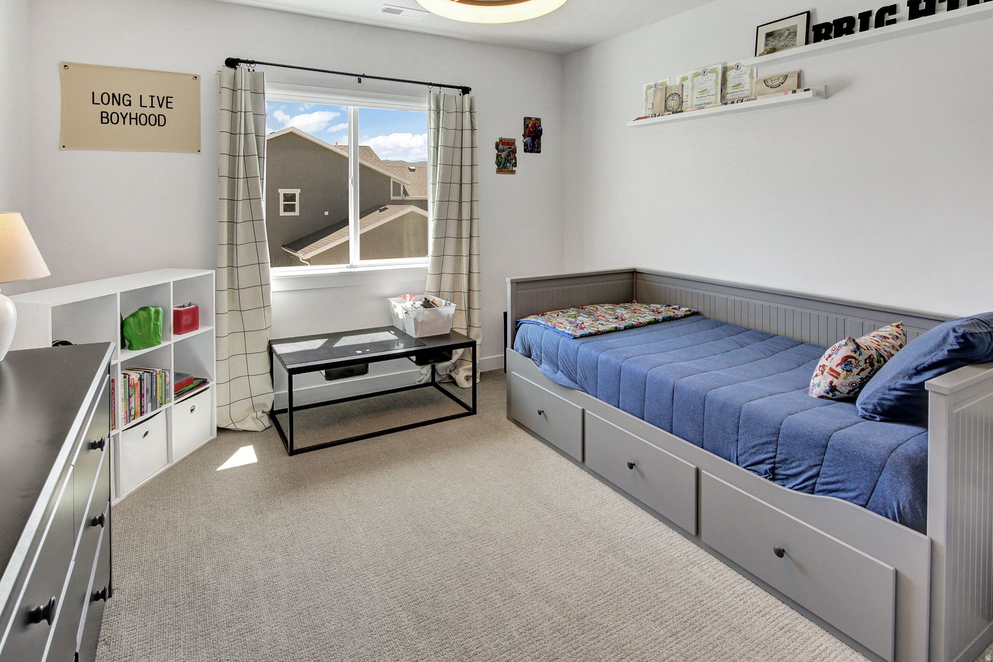 SHAMROCK VILLAGE - Residential