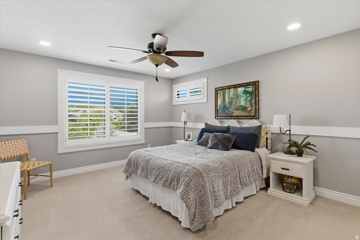 MOUNTAIN VISTAS - Residential