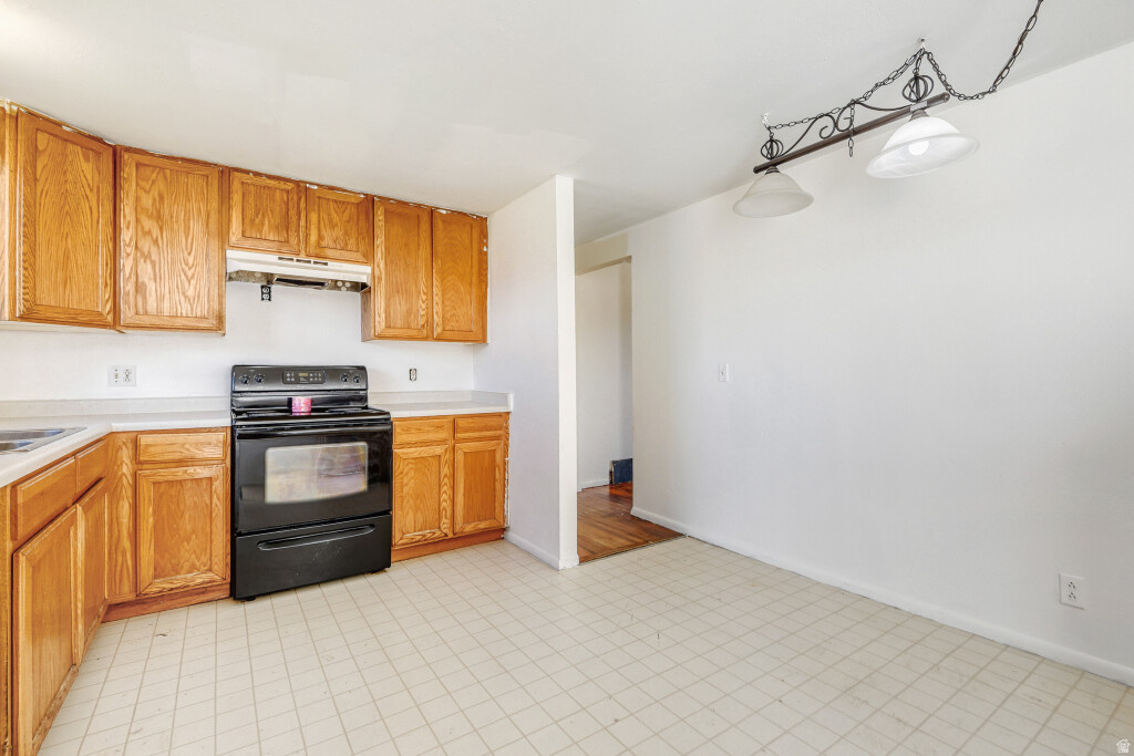 HIGHLAND MEADOWS - Residential