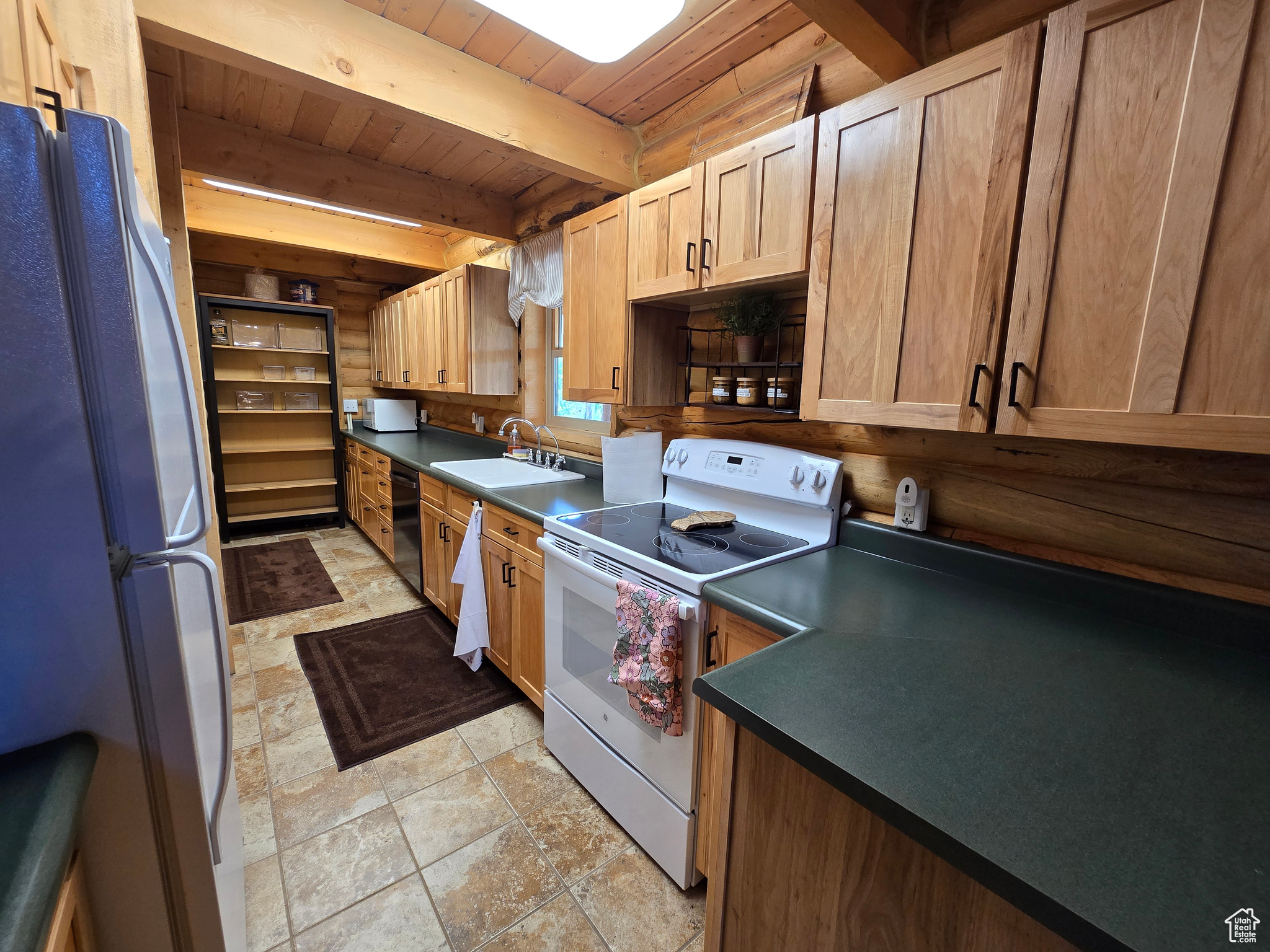 ASPEN HILLS - Residential