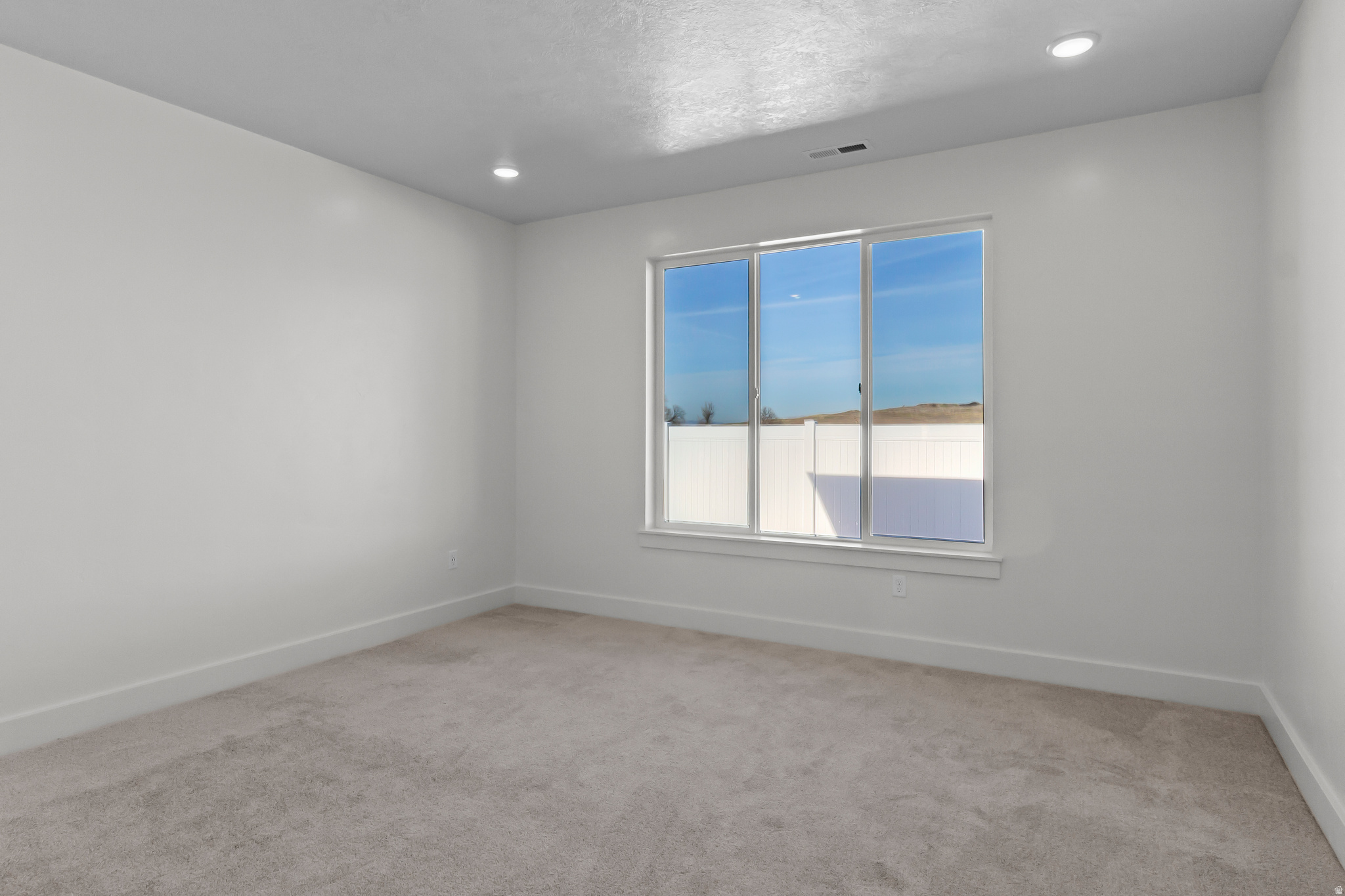 RIVERGATE - Residential