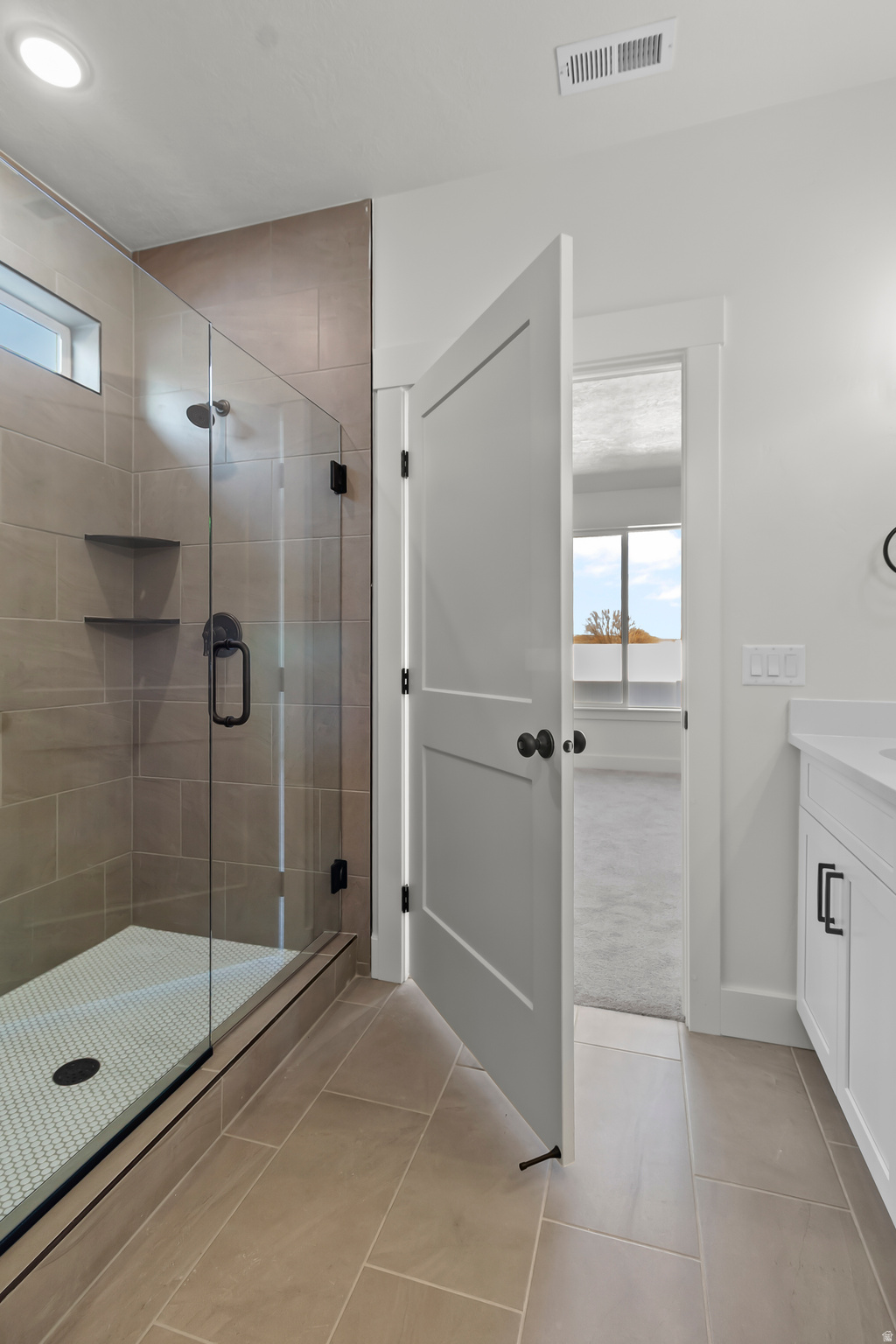 RIVERGATE - Residential