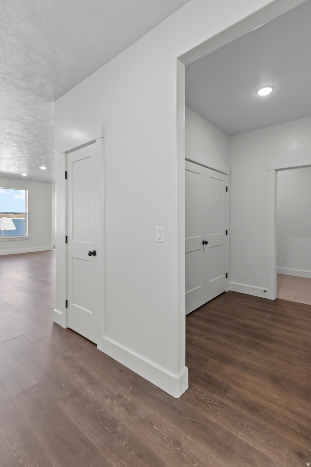 RIVERGATE - Residential