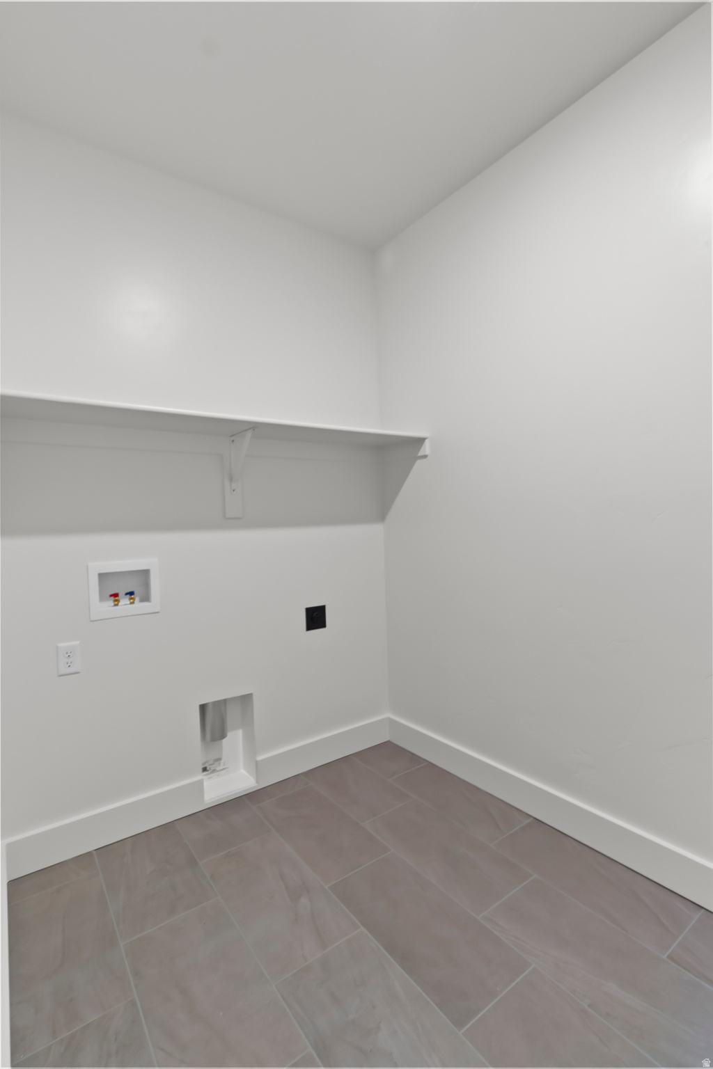 RIVERGATE - Residential