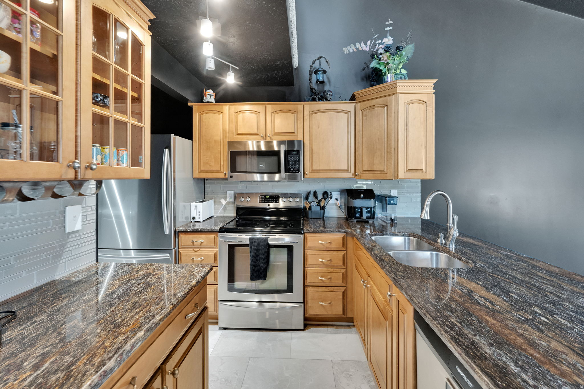 OLD MILL - Residential