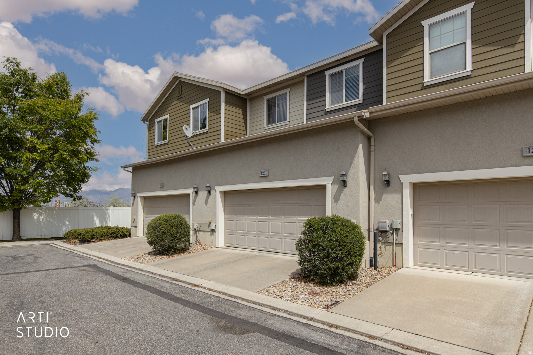 MOUNTAIN VIEW - Residential