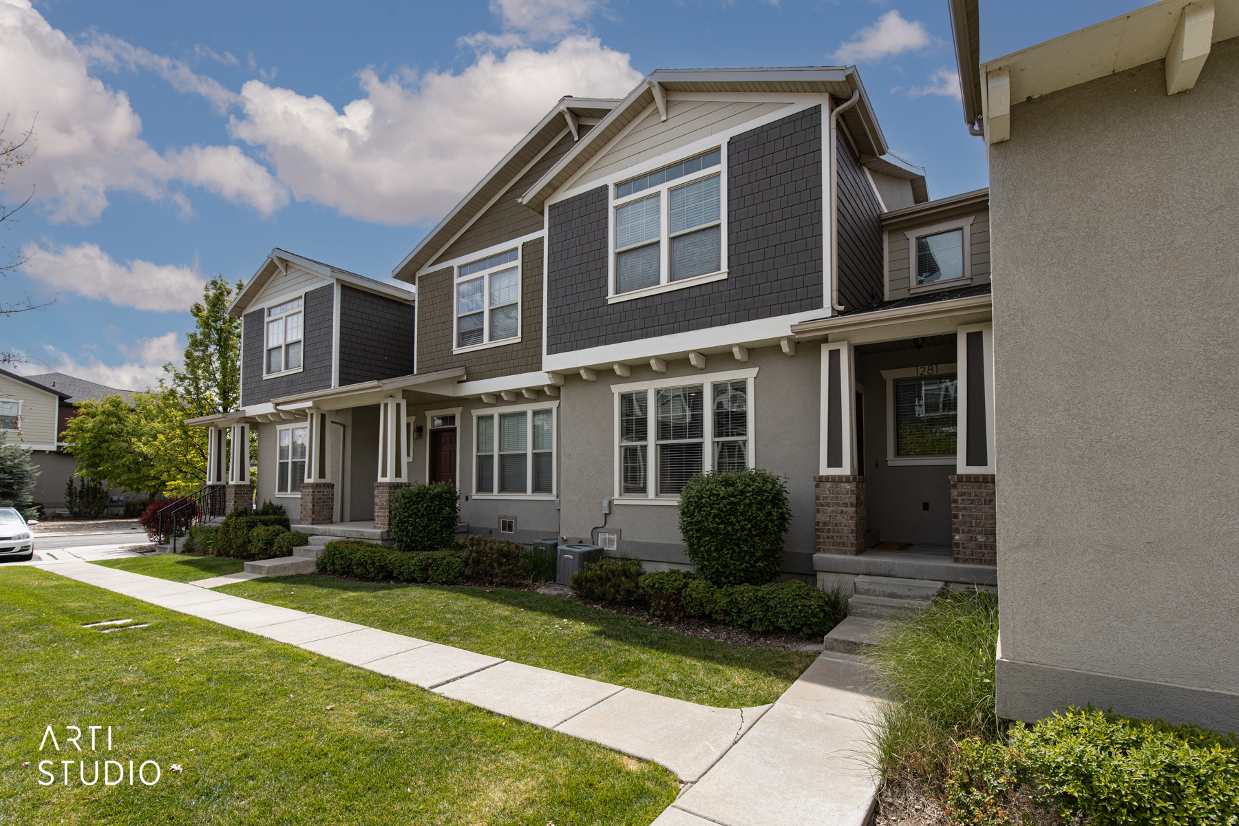 MOUNTAIN VIEW - Residential