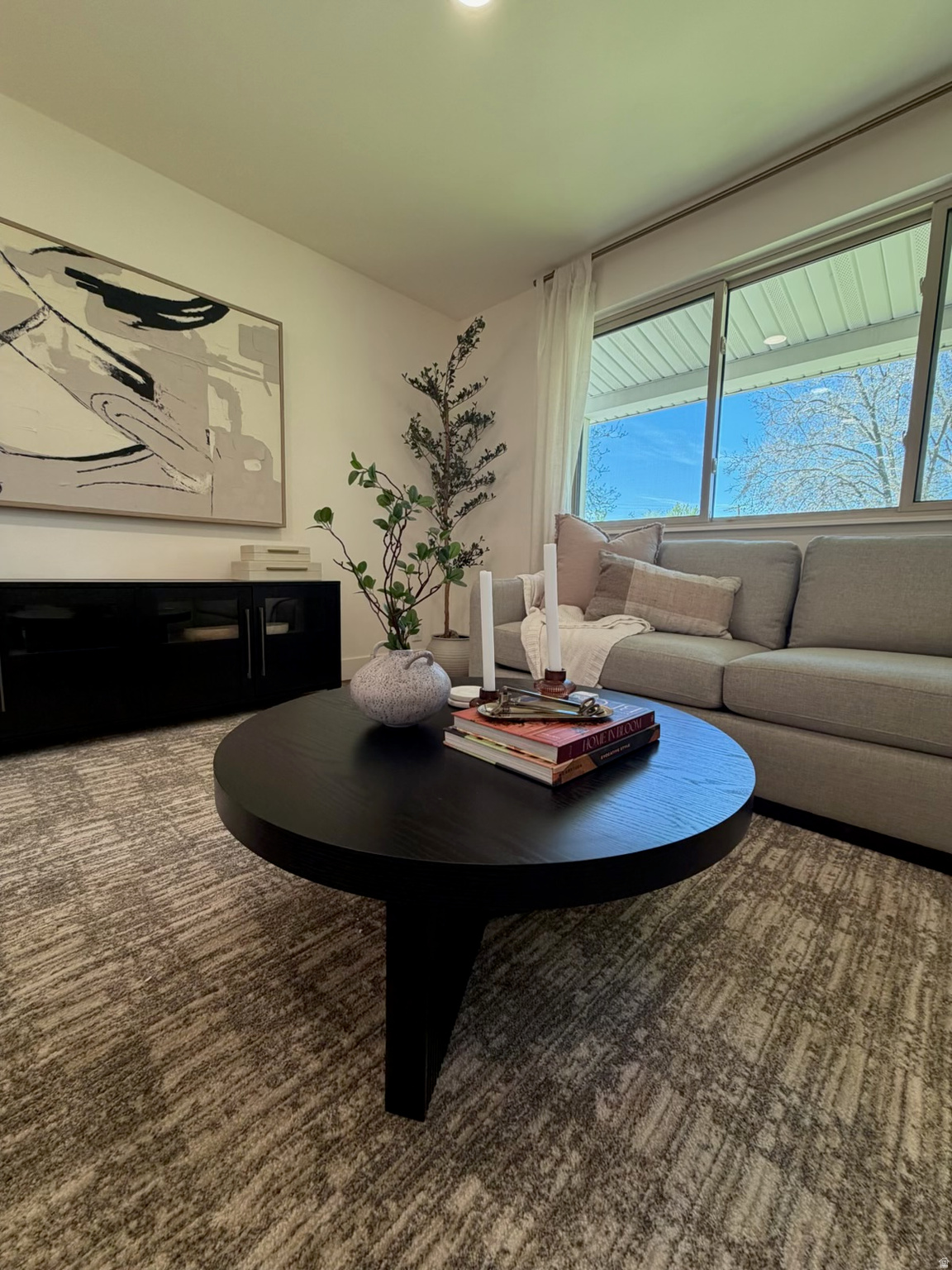 CROWN COLONY - Residential