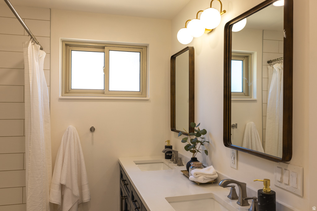 CROWN COLONY - Residential