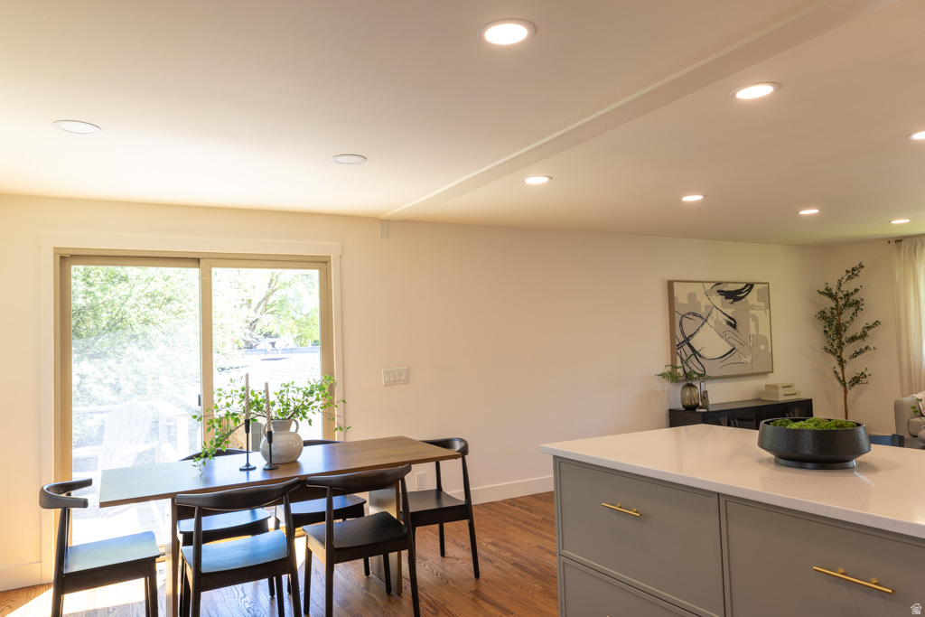 CROWN COLONY - Residential