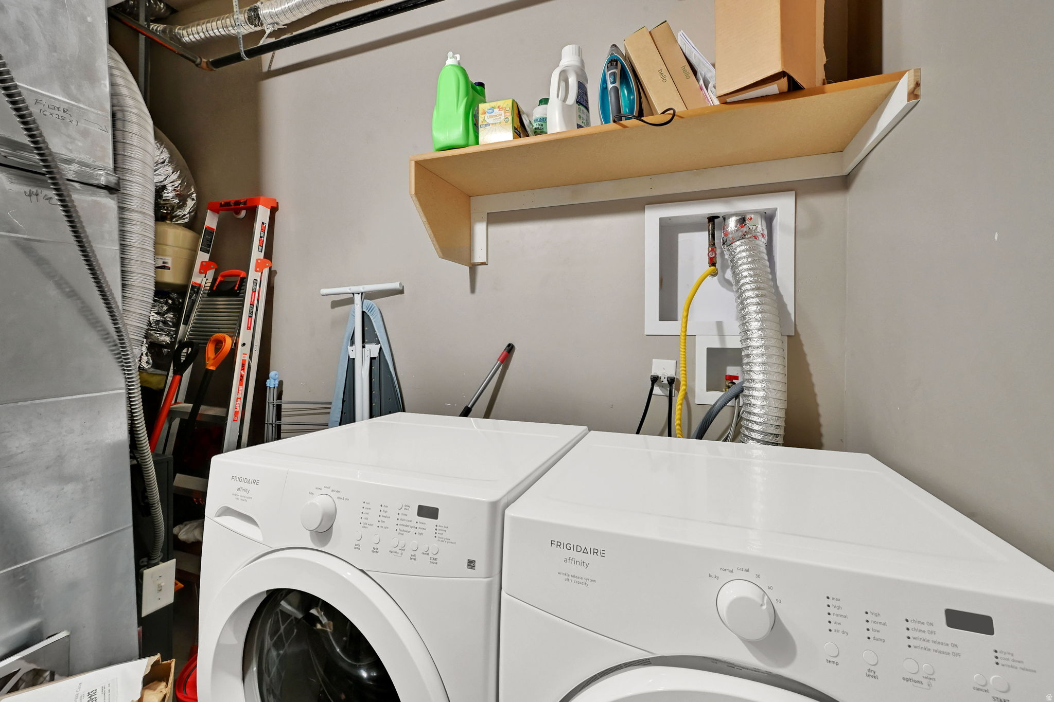 MOOSE HOLLOW CONDOMI - Residential