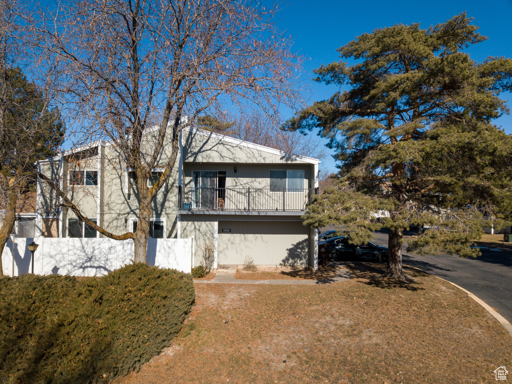 THE SUNDOWER CONDOMI - Residential