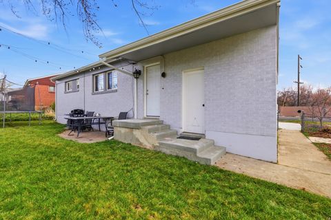 Tiny photo for 4694 S RIDGELINE DR, Washington Terrace, UT 84405 (MLS # 2127258)