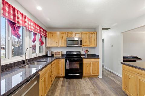 Tiny photo for 4694 S RIDGELINE DR, Washington Terrace, UT 84405 (MLS # 2127258)