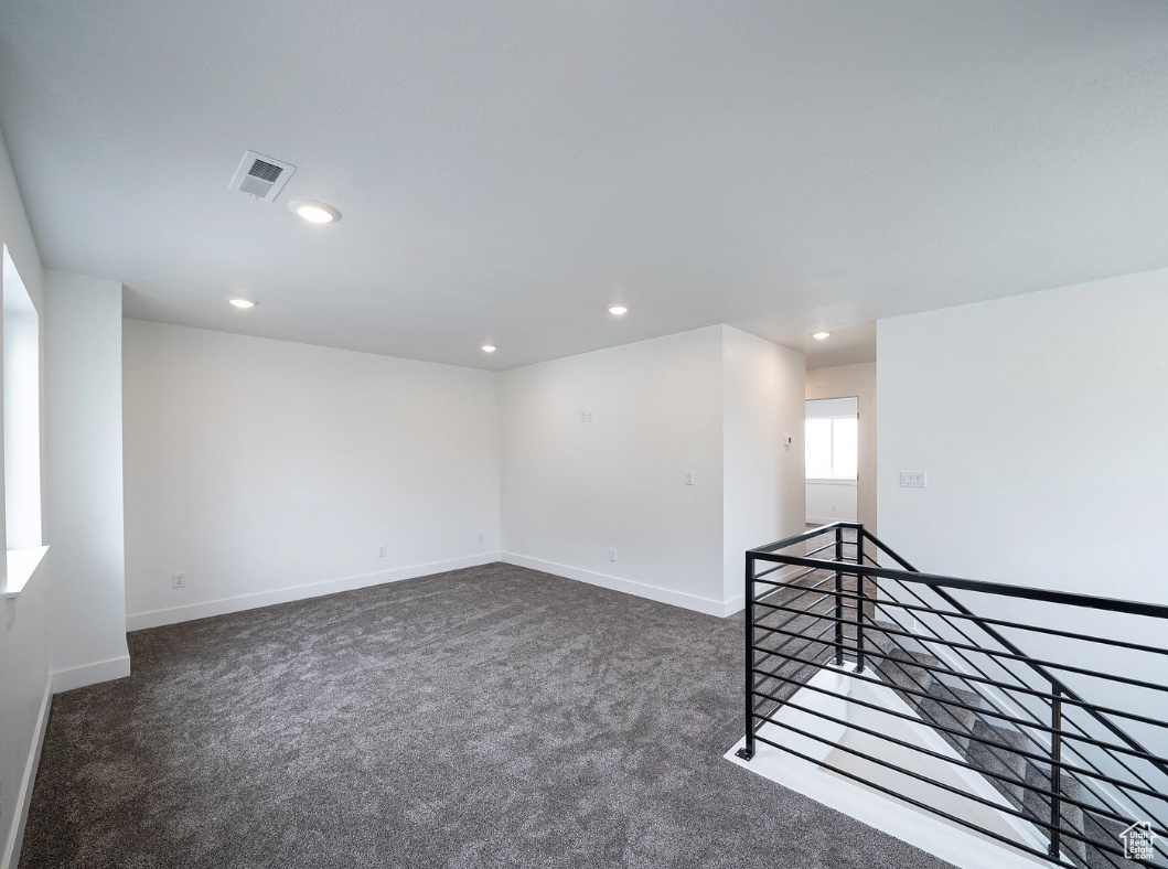 SMILING H - Residential