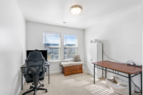 Tiny photo for 1574 W QUAILHILL RD, Saratoga Springs, UT 84045 (MLS # 2120322)