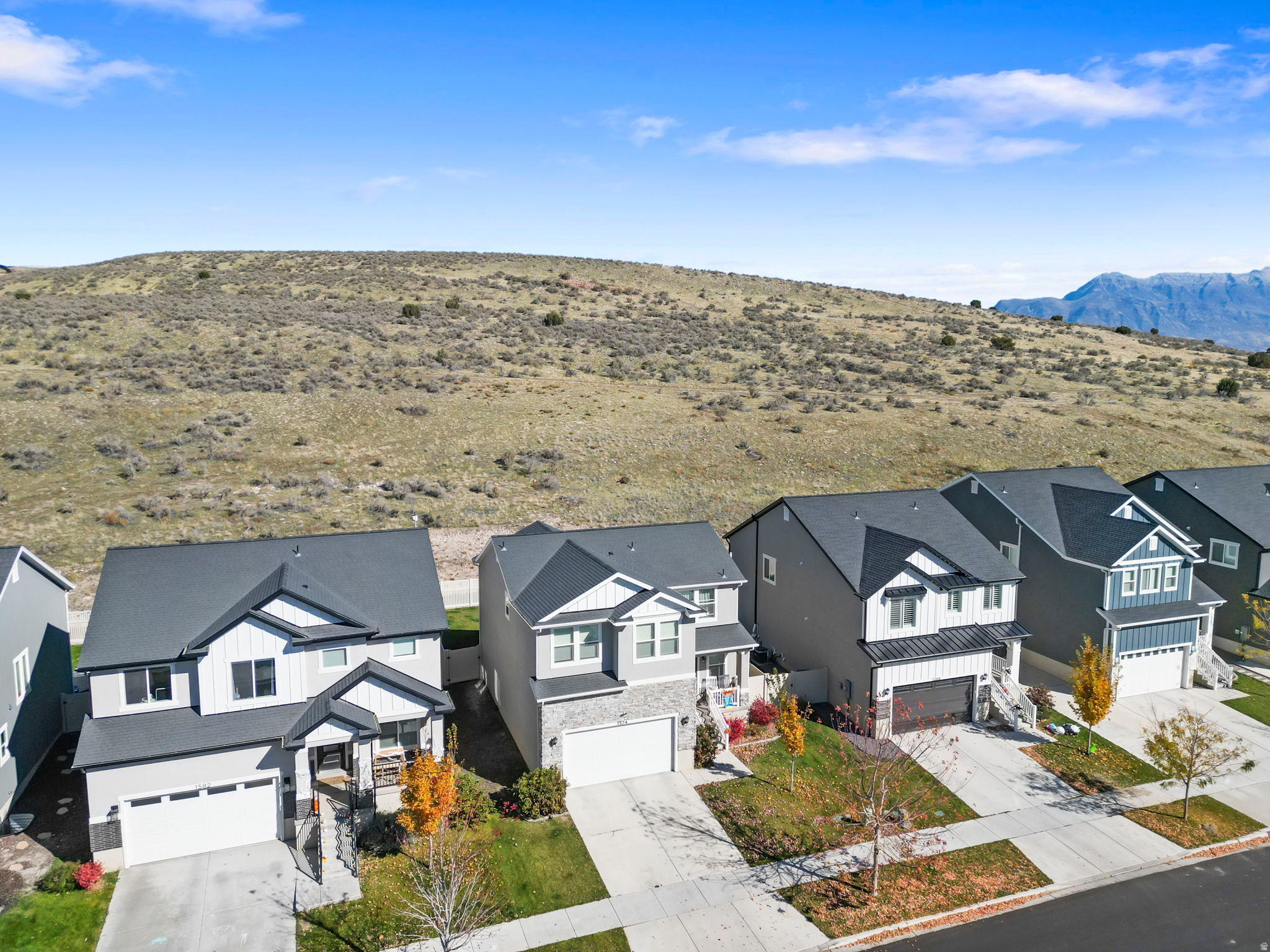 QUAILHILL - Residential