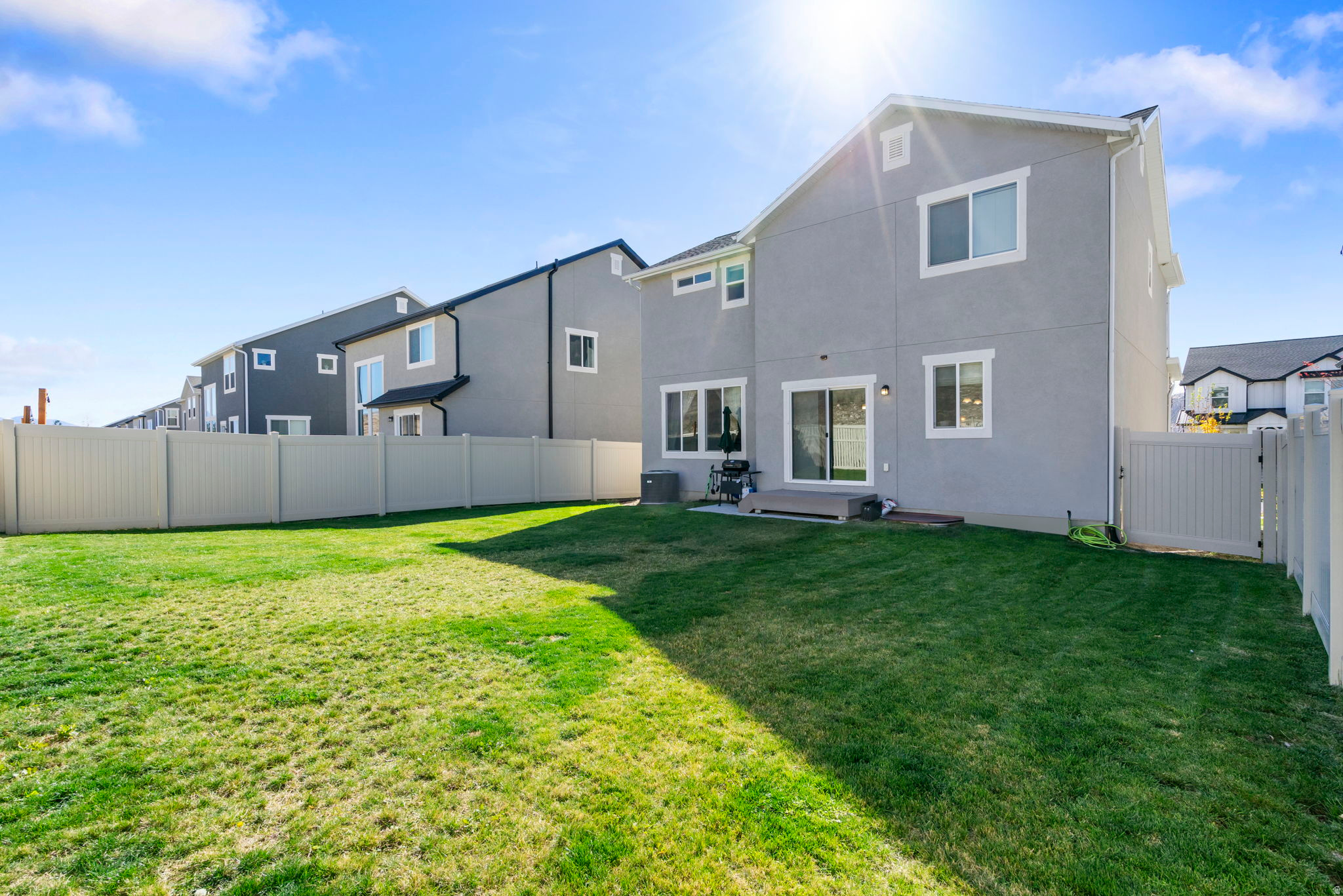 QUAILHILL - Residential