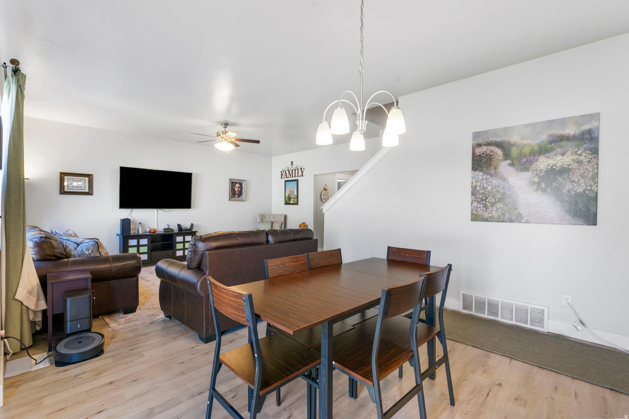 QUAILHILL - Residential