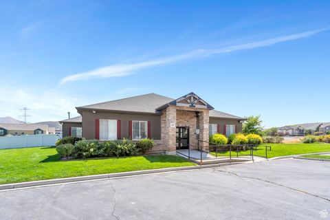 Tiny photo for 3625 E FLINT CREEK LN, Eagle Mountain, UT 84005 (MLS # 2103622)