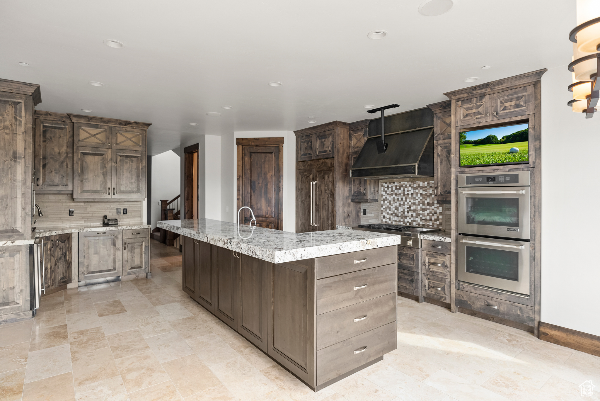 RED LEDGES - Residential